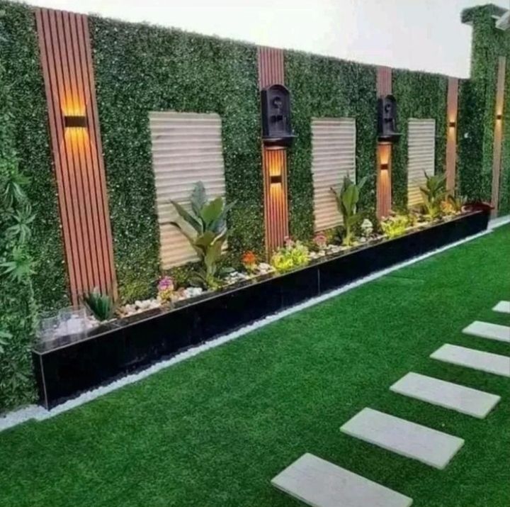 عشب جداري وإضاءات ليد بالطائف